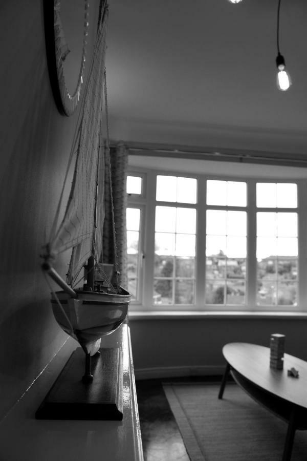 Kings Field Maisonette Eastleigh Eksteriør bilde